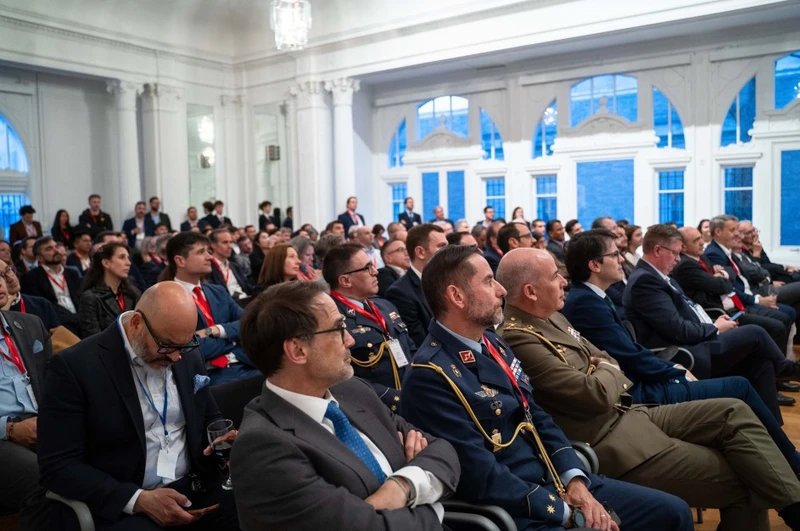 Público en la presentación de Magec en Washington. Foto: CanarySat.